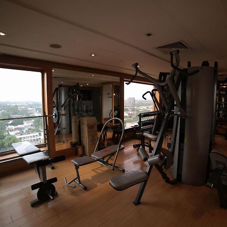 Park Lane Hotel Lahaur Zewnętrze zdjęcie