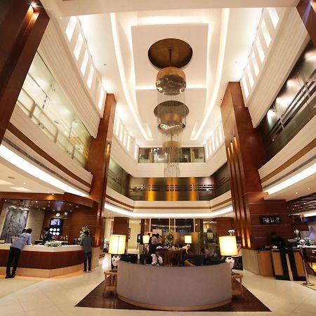 Park Lane Hotel Lahaur Zewnętrze zdjęcie