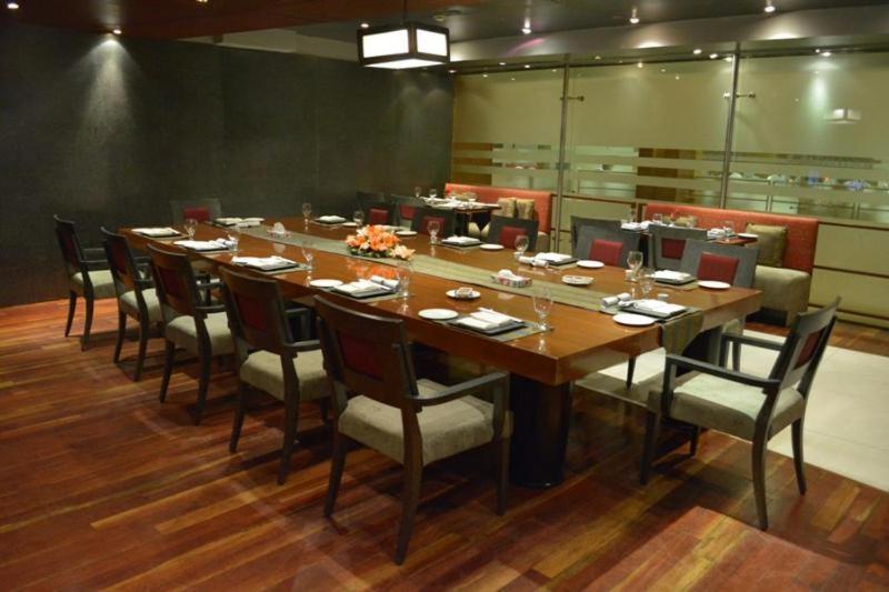 Park Lane Hotel Lahaur Zewnętrze zdjęcie